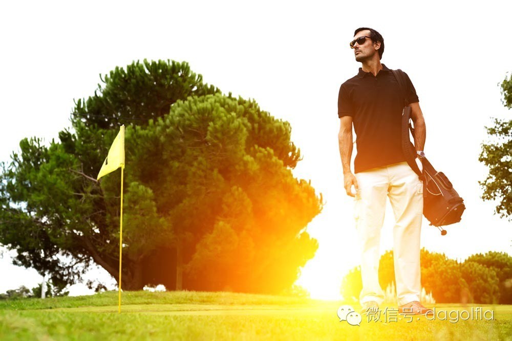 关于高尔夫挥杆的18个小知识,高球的讲解