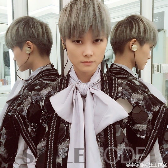 雾色头发的染发方法,染发皮肤黑染什么颜色才显白