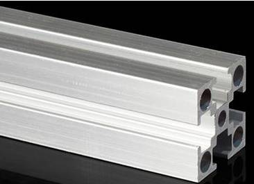 江苏家用光伏发电系统配置 (家用光伏发电完全方案)