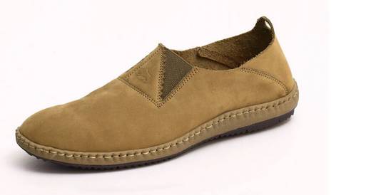 休闲皮鞋排名前十中国名牌女鞋,全球公认十大品牌男皮鞋