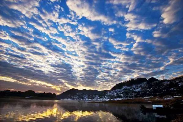 中国自驾游第一条网红公路是哪个,一条途经六条网红公路的自驾之旅