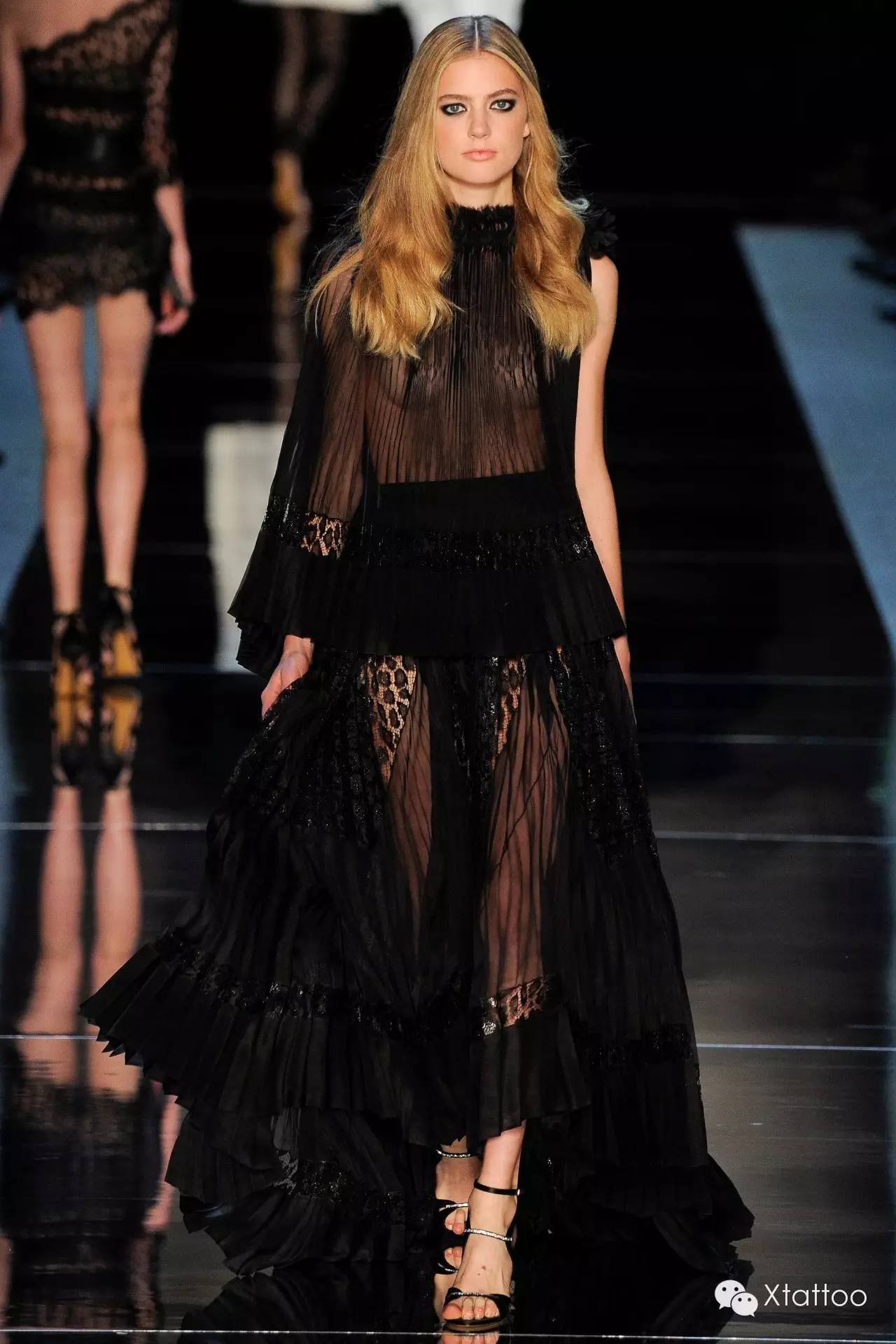 2016秋冬高定时装周,阿玛尼春夏高定2016