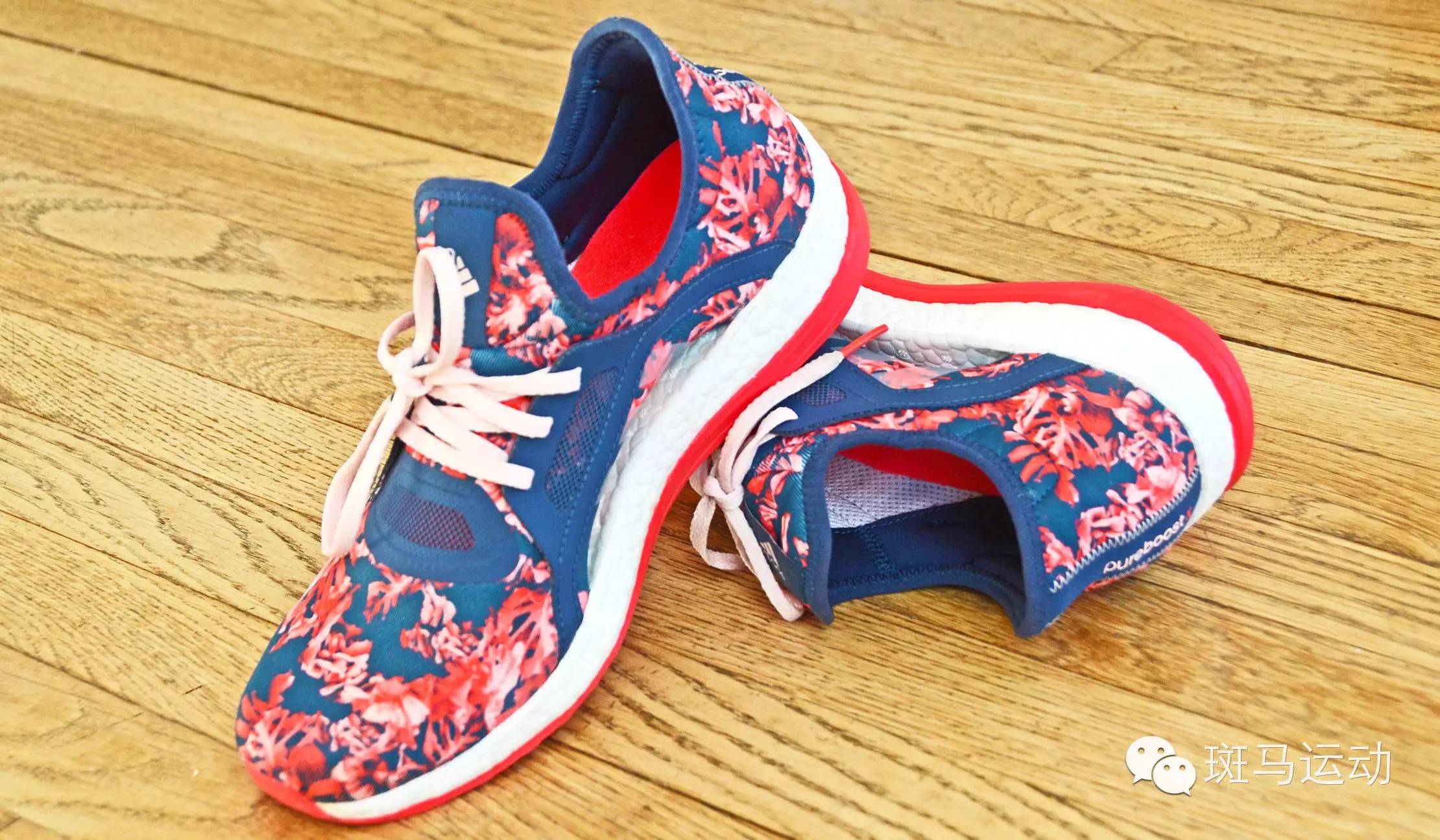 这是一双专为女性设计的跑鞋，男人看了会嫉妒