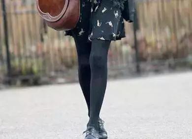 冬天也能够露腿吗,不好意思露脚趾是什么心理