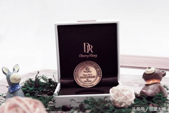 陈紫函伴手礼,陈紫函结婚戴的皇冠