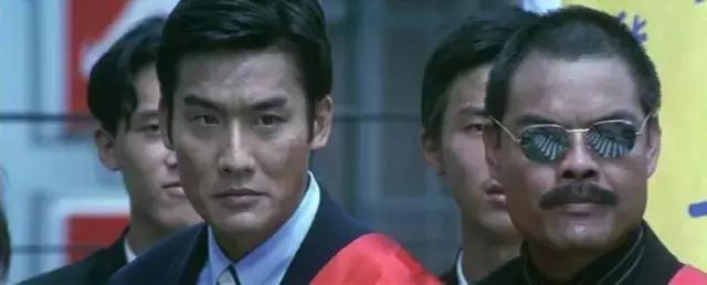 推荐好看的香港十大黑帮电影,国外评香港经典十大黑帮电影