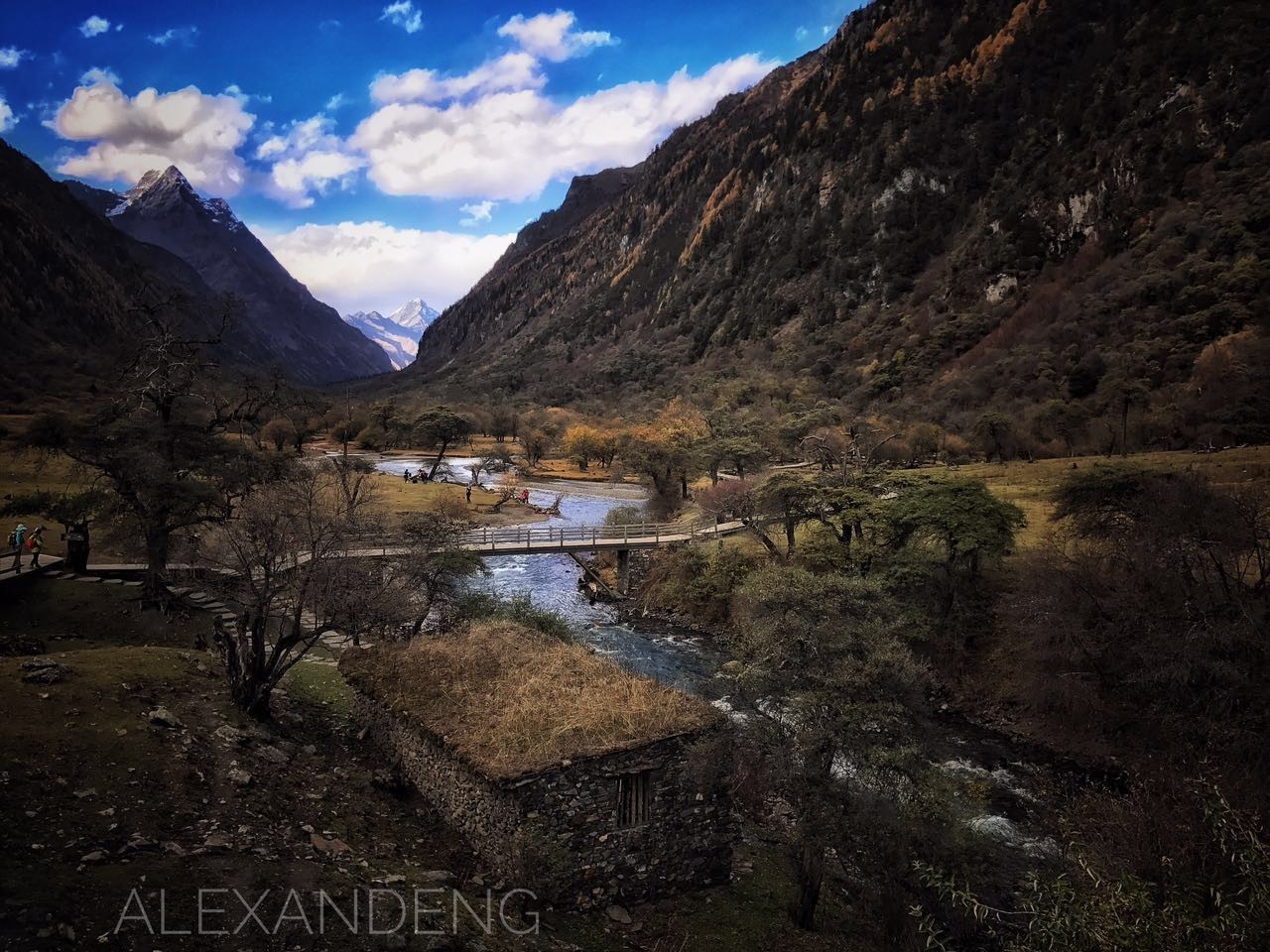 手机怎么拍出小于2m的照片,如何用手机拍出背景虚化的照片