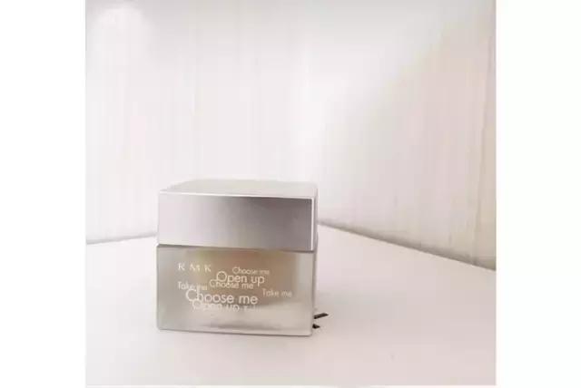 每个女孩都应该知道的底妆推荐,如何选择合适自己的底妆