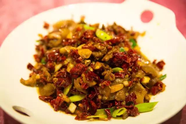 湘潭这家缅甸风情的小店，俘获了无数美女吃货的心！