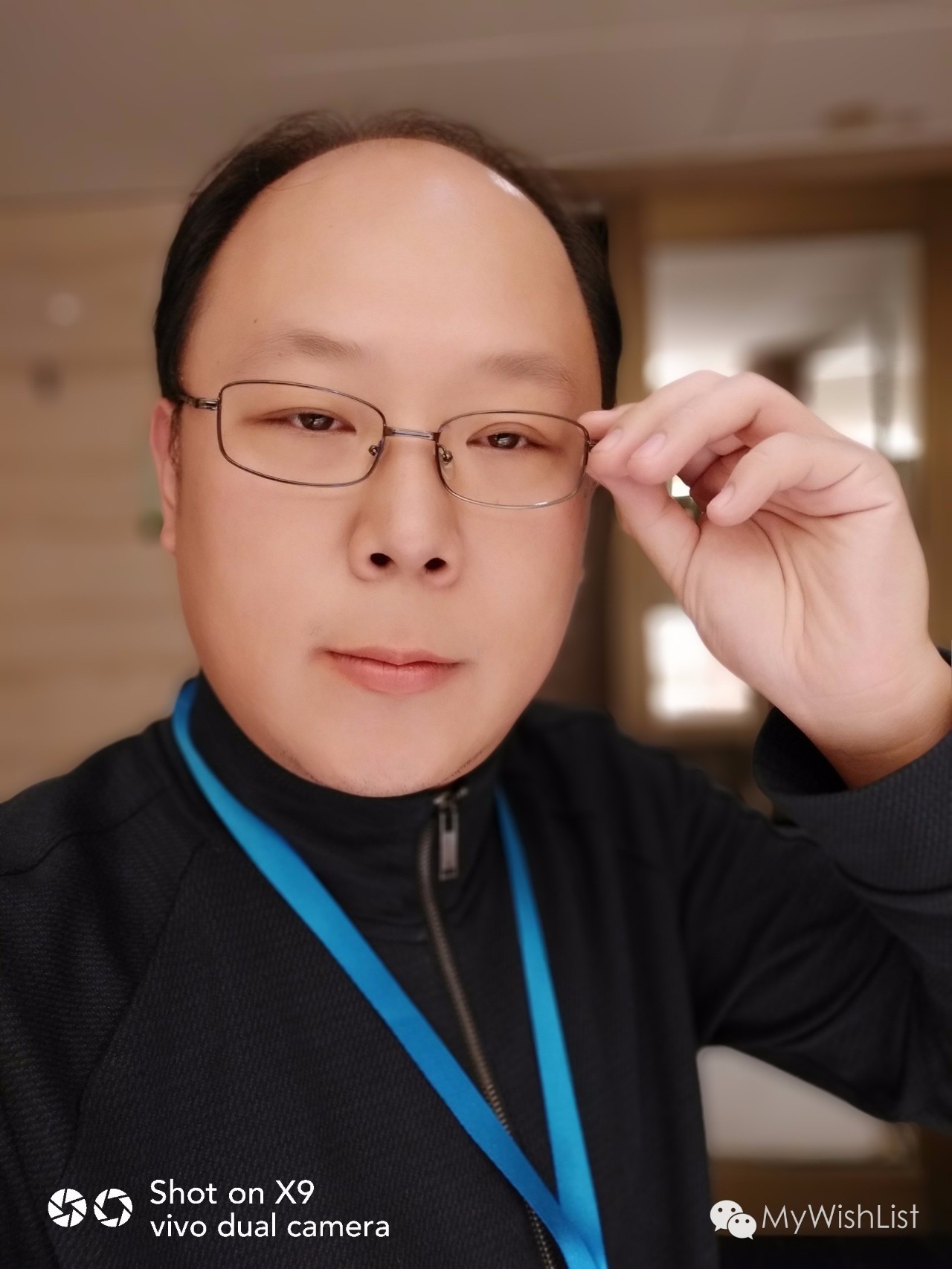 vivox系列有极夜柔光灯,vivox71600万柔光双摄