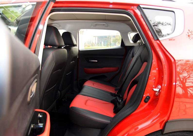 十万内合适女生开的小suv车推荐,十万以内合适女生开的车小suv