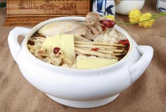 怀孕能喝鸽子汤怎么炖最营养,怀孕早期能够黑豆芝麻炖鸽子汤吗