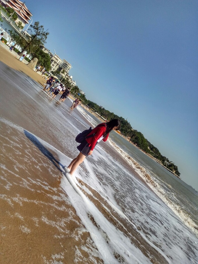 离开睁眼闭眼看见的城市，来到十一月小清新的厦门