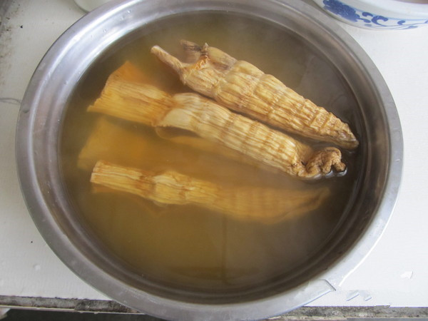 牛肉的家常做法,笋干烧肉的家常做法