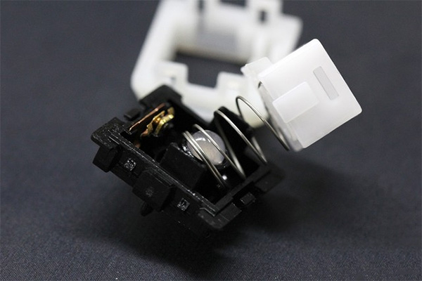 国产机械轴超越樱桃轴,国产轴对比原厂轴