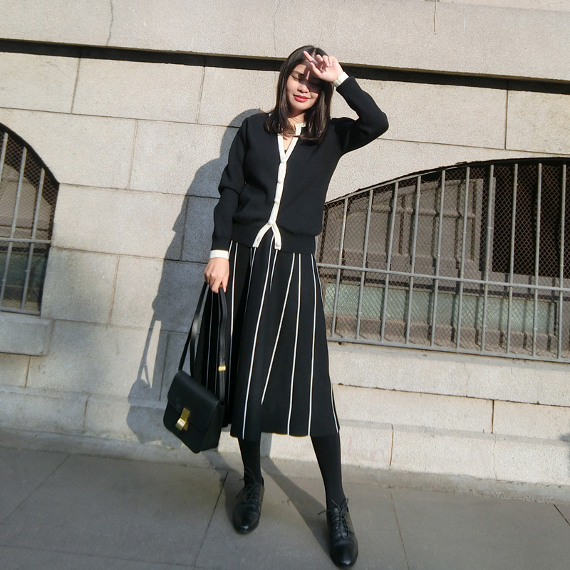 普通的裙子怎么穿惊艳,冬天怎么穿裙子好看又不冷