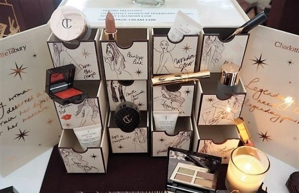 唐嫣刘诗诗已经在用了！今年圣诞限量美妆我只要这些就足够