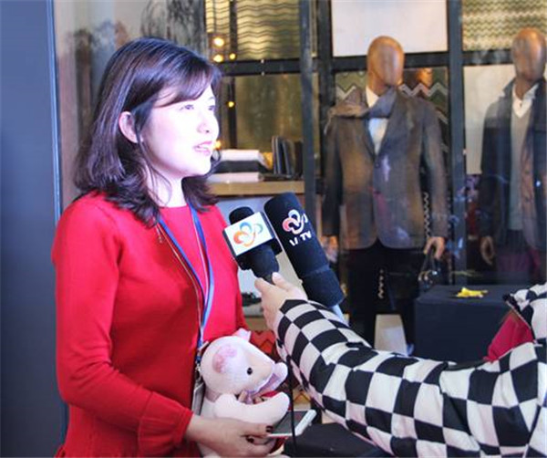 鏂颁笘鐣岀櫨璐у湥璇炵唺,鏂颁笘鐣岀櫨璐у垢绂忓崱