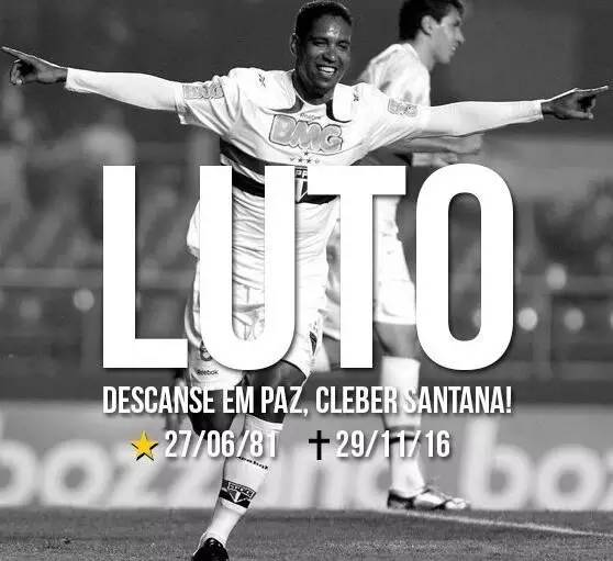 梅西祈祷完全版,梅西乘坐飞机在上空盘旋