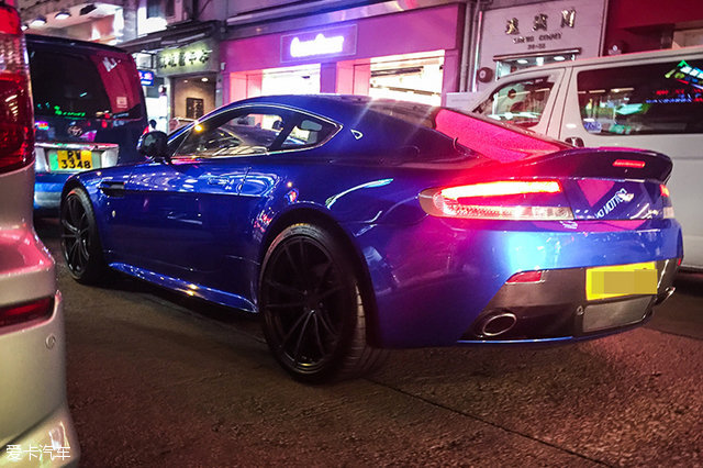 港澳旅游偶遇各路有趣改装车