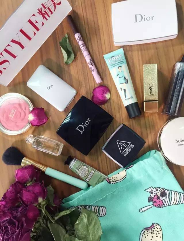 平价好用化妆包推荐品牌,值得购买的大牌化妆包