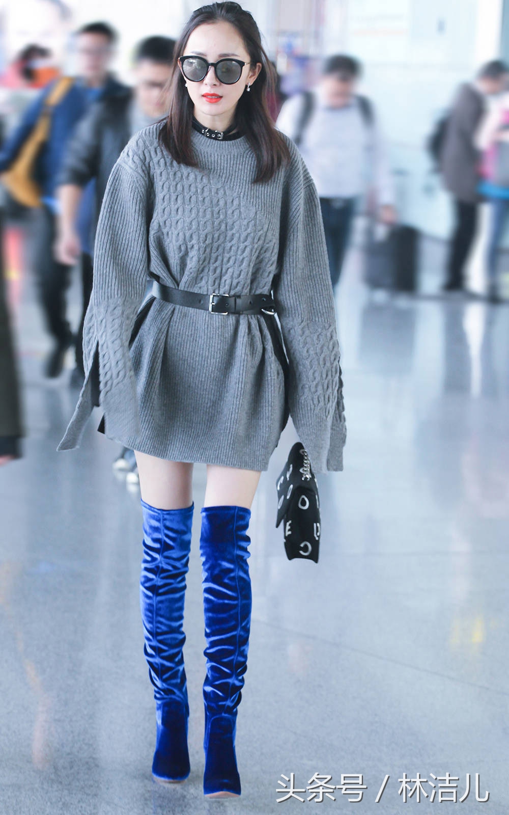 杨幂刘亦菲同款靴子,刘亦菲同款长筒靴搭配