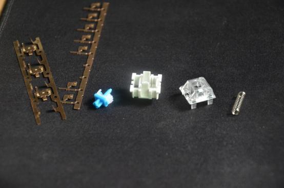 国产机械轴超越樱桃轴,国产轴对比原厂轴