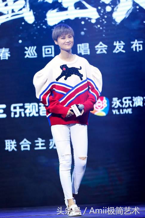 撞衫不可怕就怕撞得太尴尬,没有对比就没有伤害差点笑喷了