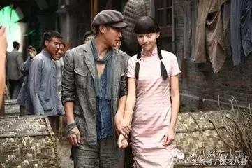 细节能看出来罗晋对唐嫣是真爱啊,罗晋对唐嫣的一个举动超暖心