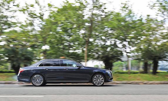 奔驰e级过五关斩六将5系,奔驰e过五关斩六将