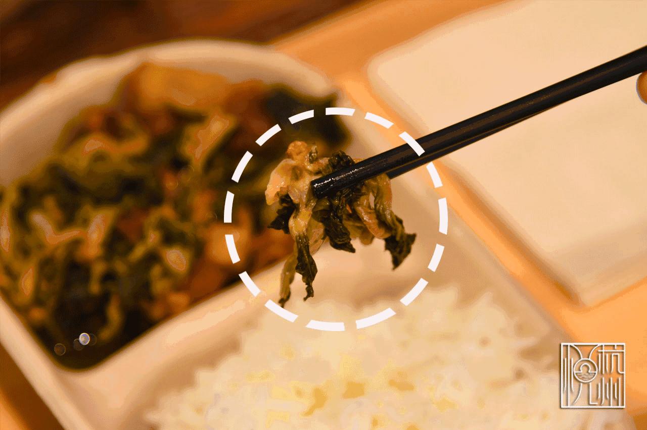 见过了那么多食堂，这家公司却为了员工吃得更好包下了一整片农场