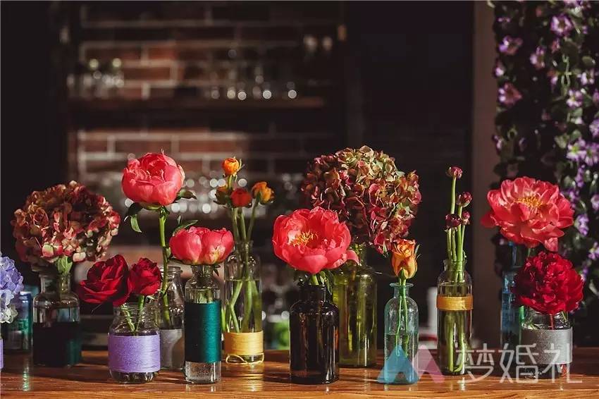 距离和时间终会败给爱情校园婚礼带他们重返高一九班