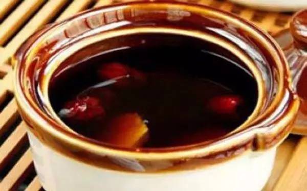 感冒咳嗽小妙招葱白加大蒜,感冒咳嗽只需一粒大蒜简单又实用