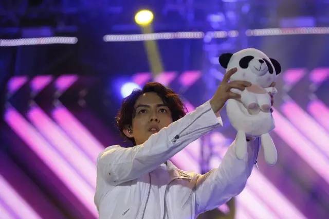 林宥嘉丁文琪情话,歌曲情话林宥嘉