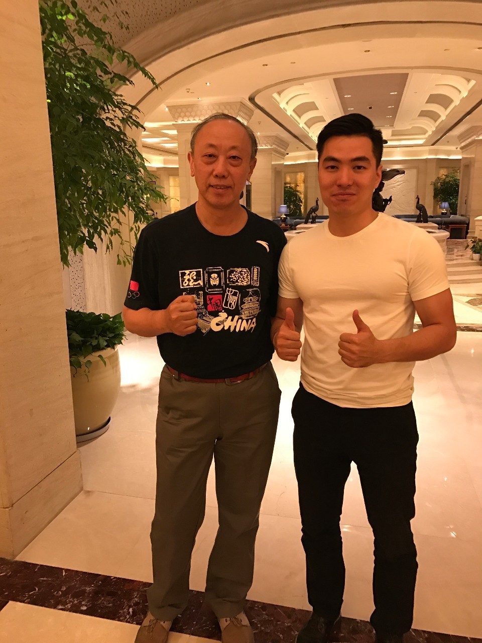 杭二中毕业的90后海归男神，要将拳击打造成杭州的另一个标签！