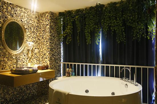 郑州合适情侣泡温泉私密的酒店,郑州情侣主题酒店哪家比较有特色