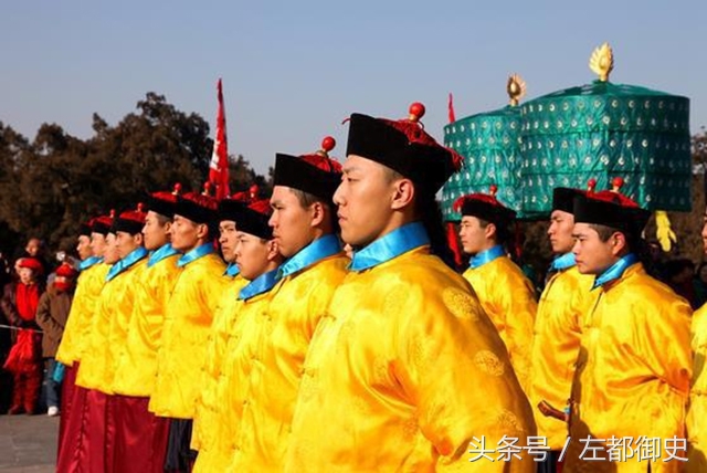 上三旗和下五旗的区别,什么是上三旗下五旗