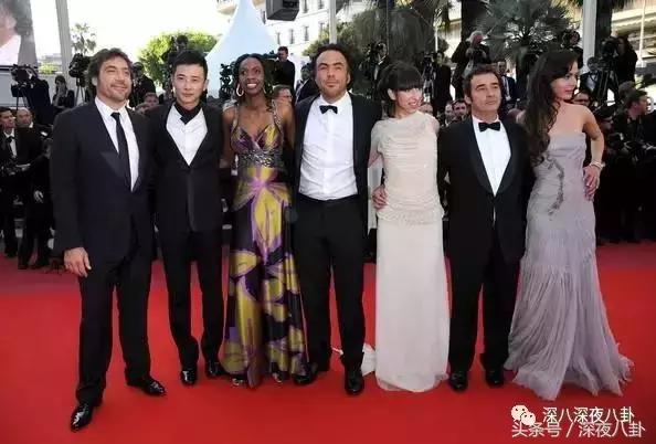 细节能看出来罗晋对唐嫣是真爱啊,罗晋对唐嫣的一个举动超暖心