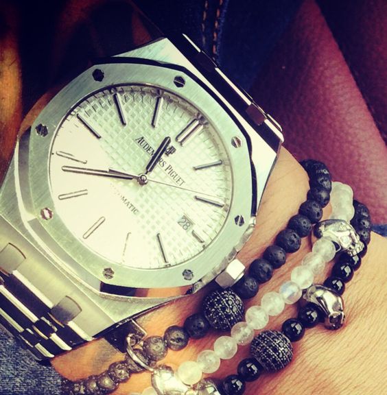 澶栧浗浜轰篃鎴存墜涓插悧,娆х編娼墝鎵嬩覆