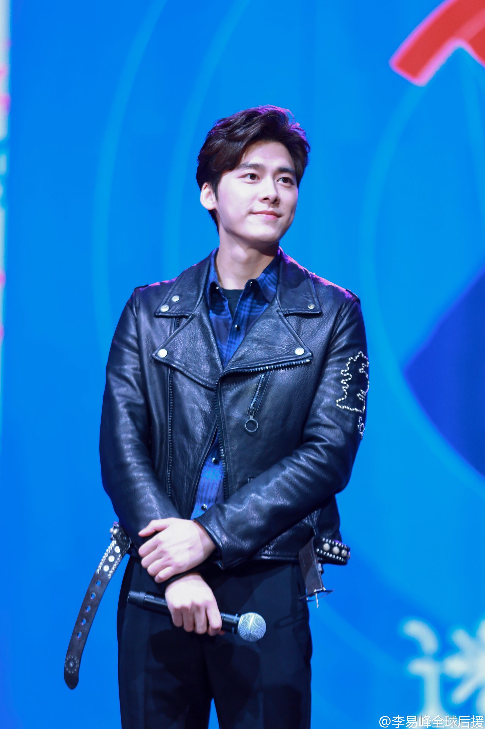 李易峰现身上海,李易峰做客明星同乐会