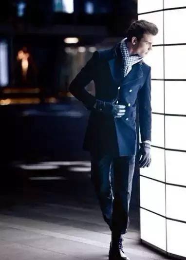 十二星座穿衣打扮搭配技巧,十二星座穿衣风格最佳搭配