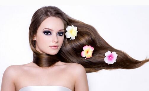 头发容易出油脱发头皮怎么处理,头皮出油长痘怎么回事