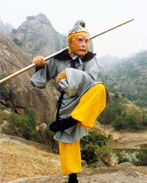 九齿钉耙为什么打不死孙悟空,孙悟空的金箍棒和9齿钉耙