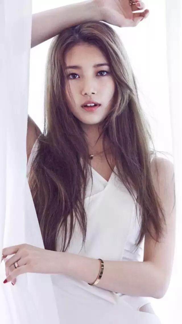 发型真的能够让脸看起来小一些嘛,合适大脸妹的减龄发型