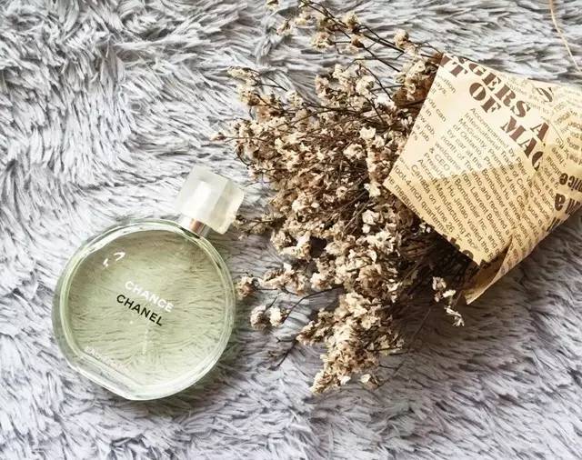 想告捷撩到女生要做到三个不在乎,想要撩汉必须可爱