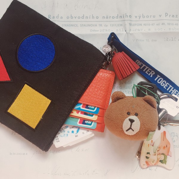 时尚又便利：小手包里的大世界~