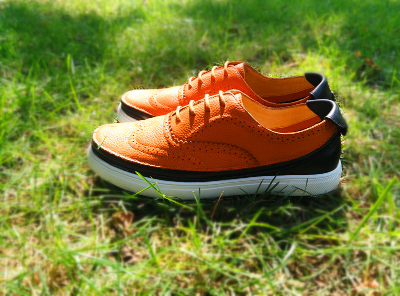 能够自由搭配鞋底的鞋子,一款百搭时尚的鞋子合适宽脚