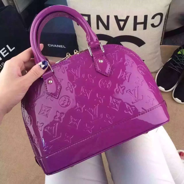 lv十大品牌贝壳包,lv贝壳包经典吗