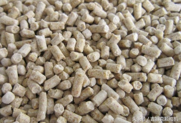 养殖户用饲料颗粒机自制饲料颗粒,自己做饲料颗粒都用什么机器设备