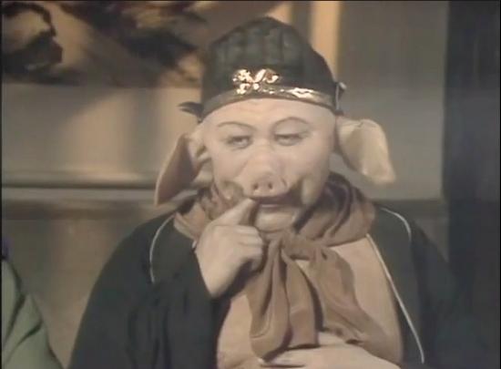 九齿钉耙为什么打不死孙悟空,孙悟空的金箍棒和9齿钉耙